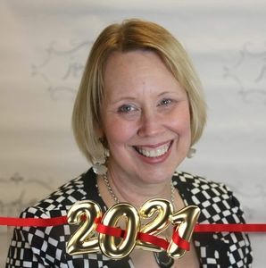 Meet your Posher, Leslie